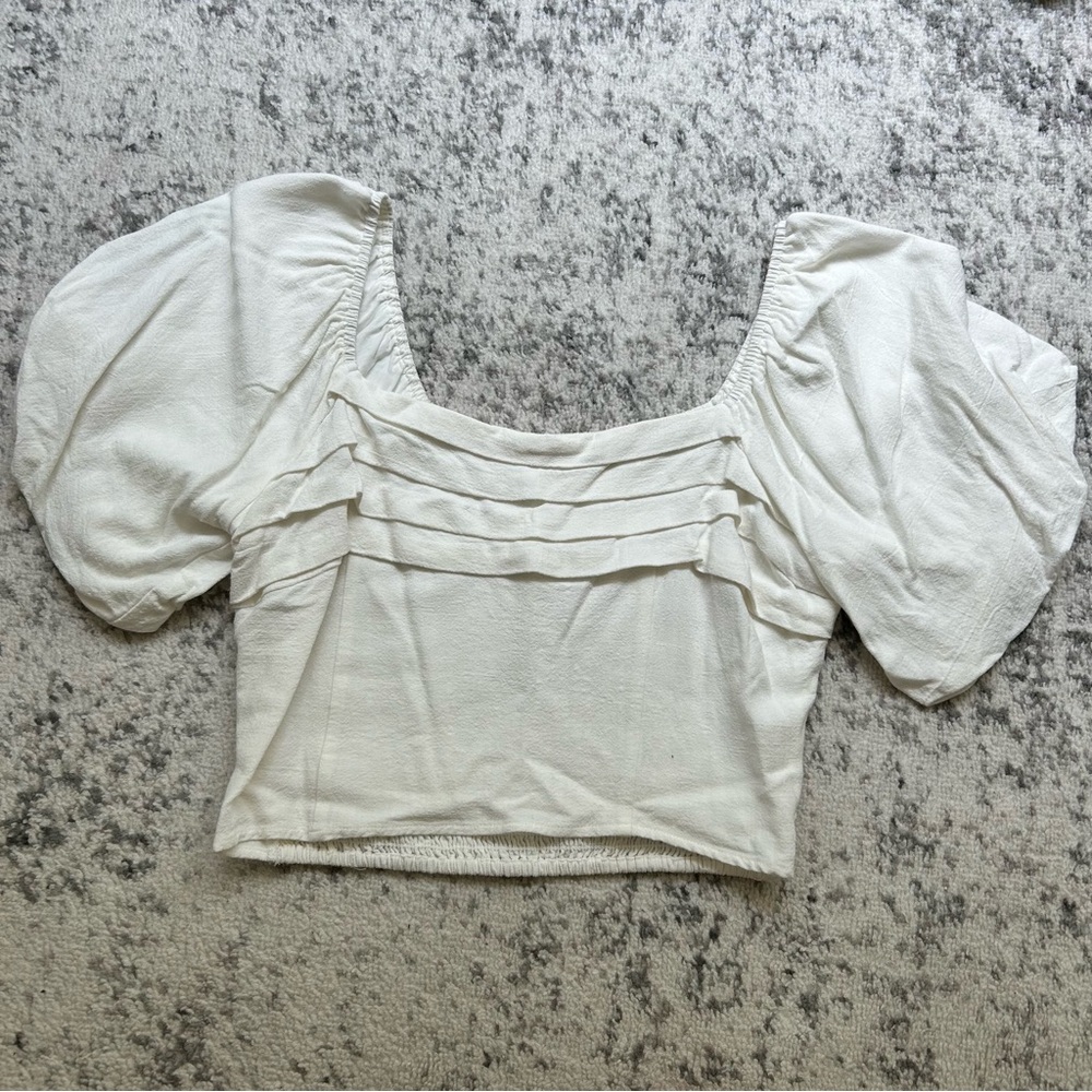 Elegant White Puff Sleeve Top